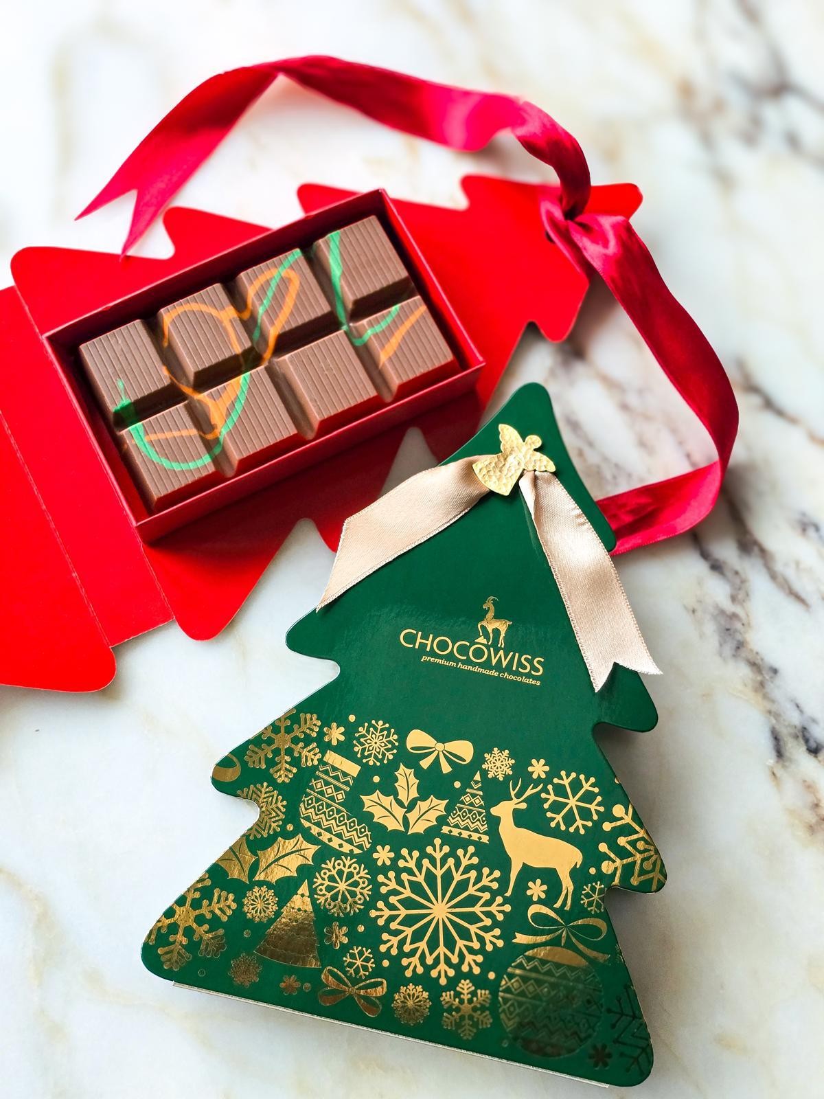 Chocowiss Festive Tree Gift Box - Dubai-Style Pistachio & Kadaif Pralines - 200g
