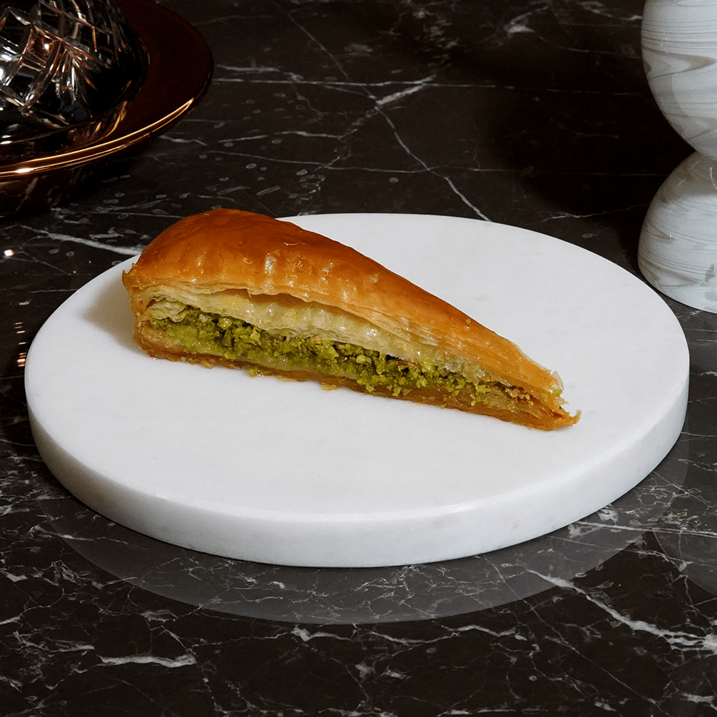 Kocak Gourmet Wedge - Cut Antep Pistachio Baklava (Carrot Slice Style) - 1kg - TryAladdin