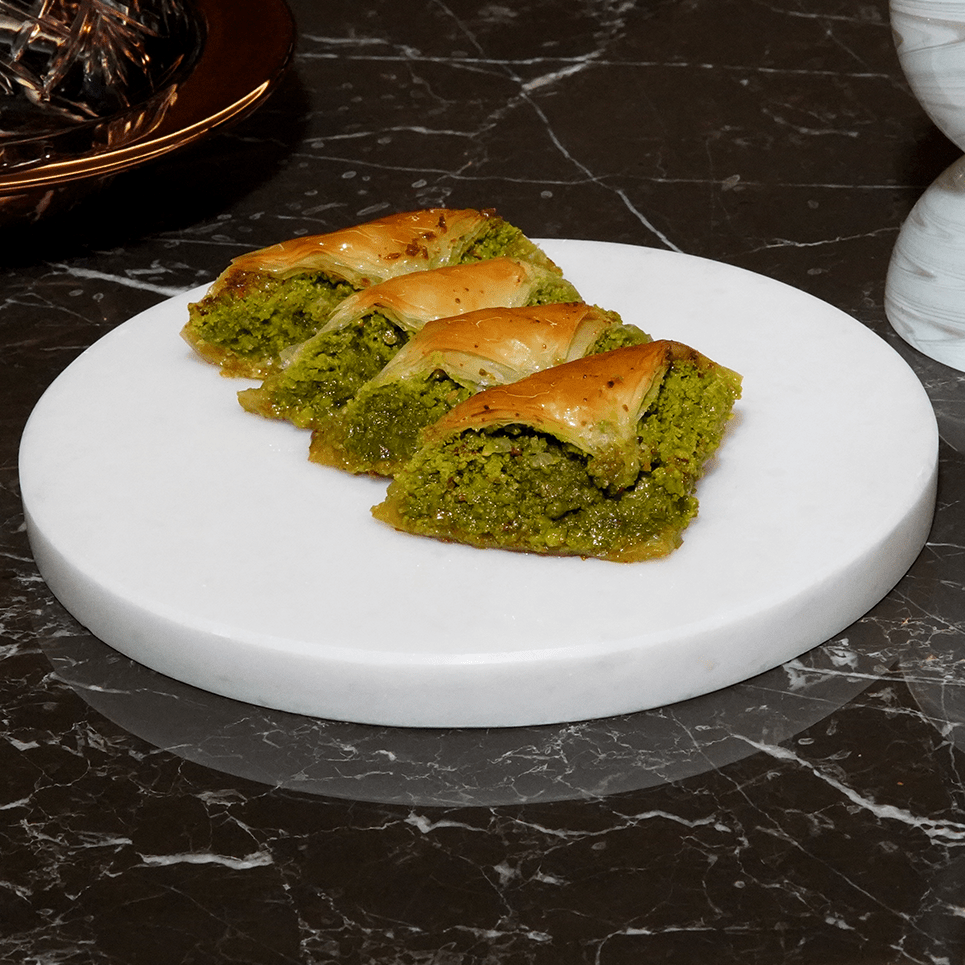 Kocak Premium Clotted Cream - Free Shobiyet (Special Antep Pistachio Rolls) - 1kg - TryAladdin