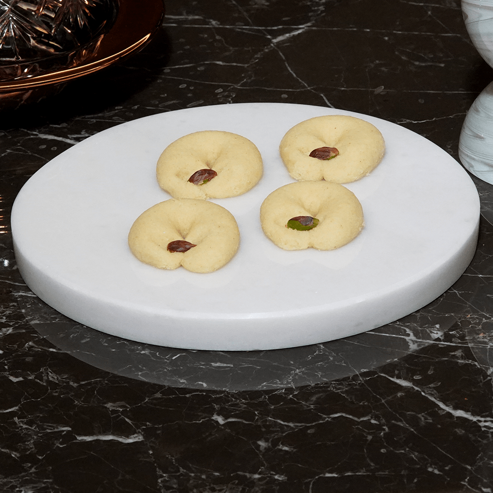Kocak Premium Plain Butter Cookies Ghorayeba Style - Center Pistachio Accent - 1kg - TryAladdin