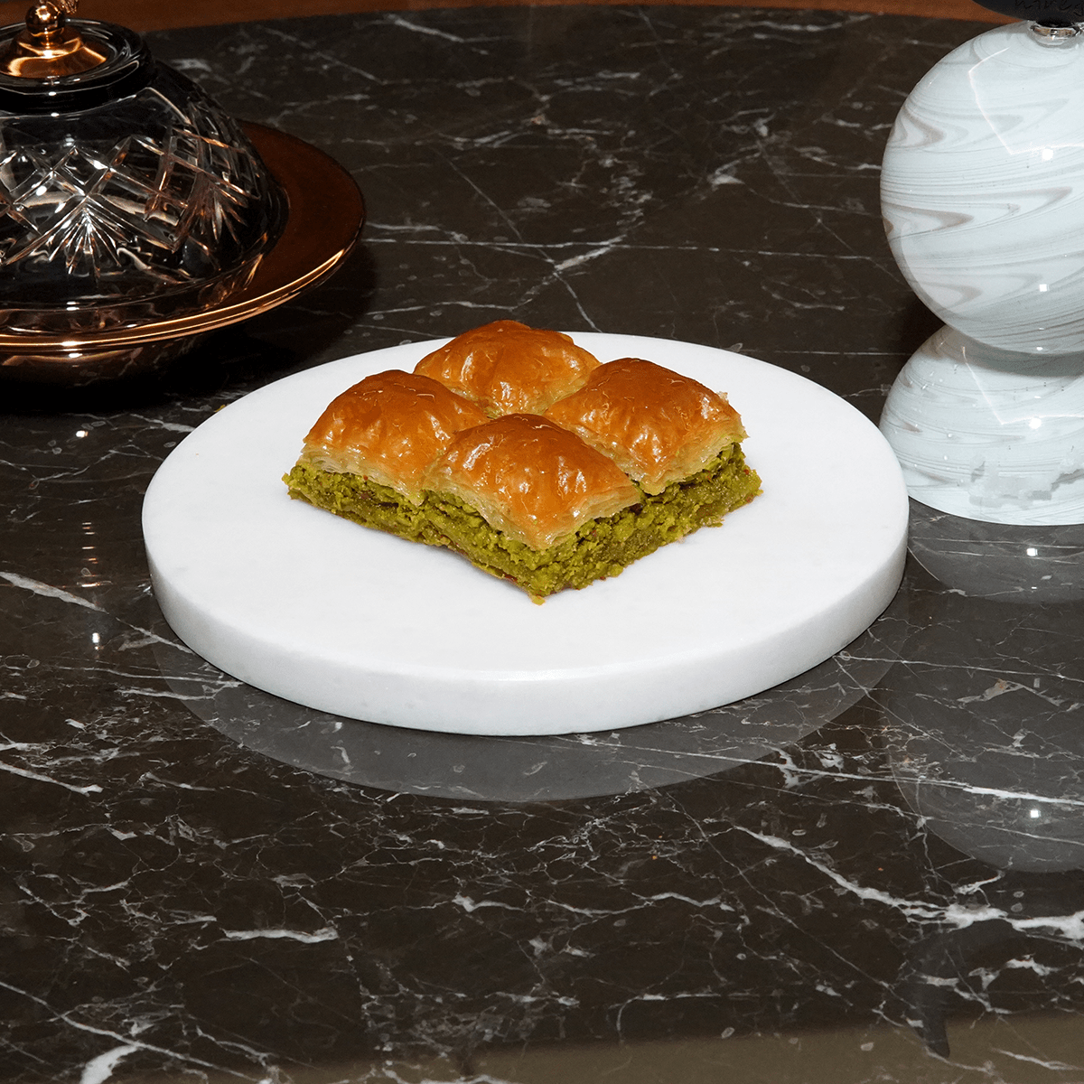 Kocak Premium Special Lasting Antep Pistachio Baklava - Extended Shelf Life - 1kg - TryAladdin