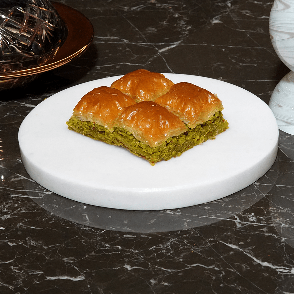 Kocak Professional Large - Cut Square Antep Pistachio Baklava - 1kg - TryAladdin