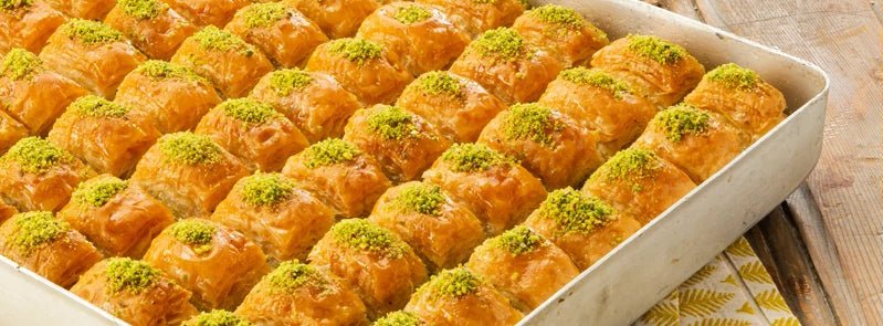 Payna Packed Turkish Pistachio Baklava Tray (75 Slices) with 1 Year Shelf Life - 2.5kg - TryAladdin
