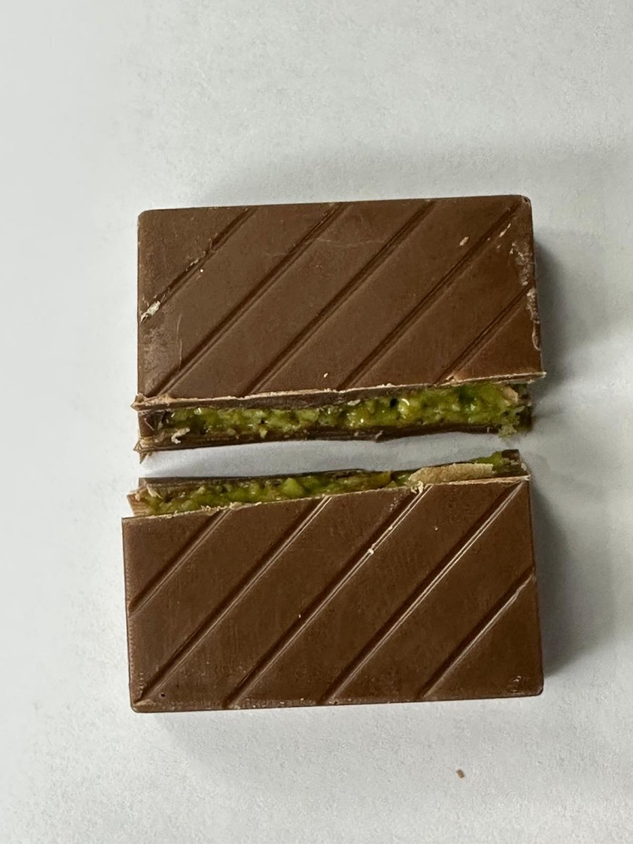 Premium Knafeh Pistachio Milk Chocolate Squares - 14g x 75 Count Round Box - TryAladdin