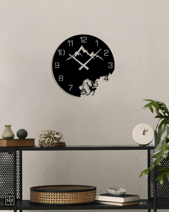 NR Dizayn | Climber Decorative Metal Wall Clock