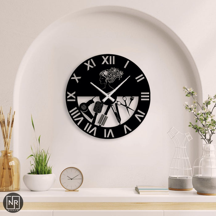NR Dizayn | Women Hairdresser Detailed Metal Wall Clock