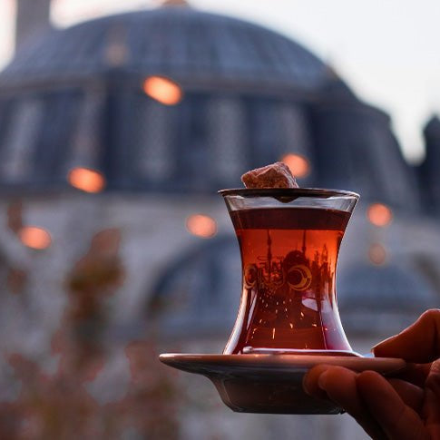 Slimming Sips: The Weight Loss Wonders of Turkish Istanbul Tea - Aladdin