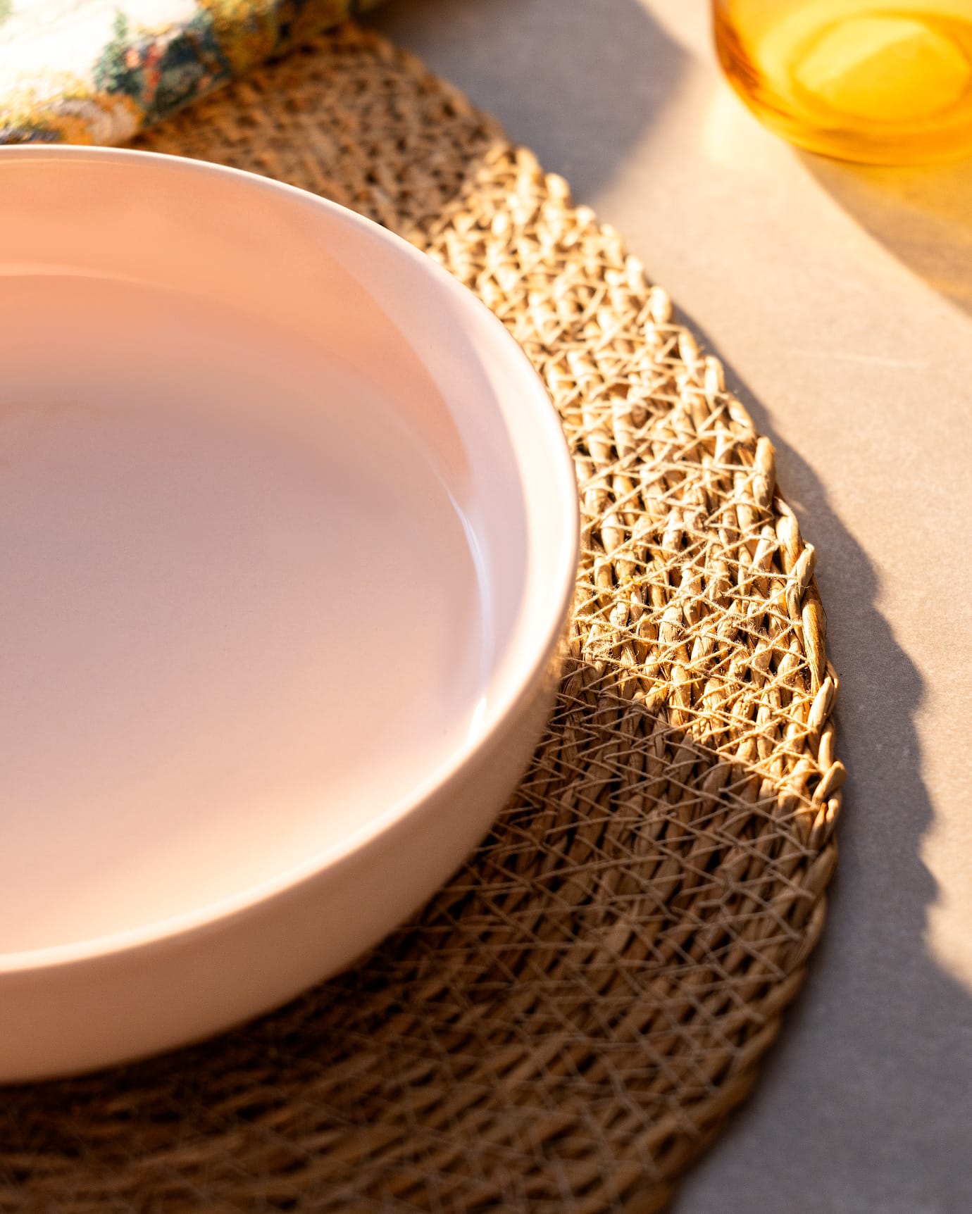 Elegant Porcelain Dinner Plate - Grasse Collection