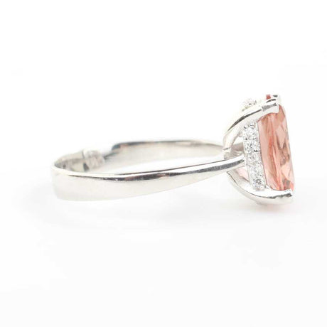 925 Sterling Silver Oval Zultanite Ring with Zircon Accents