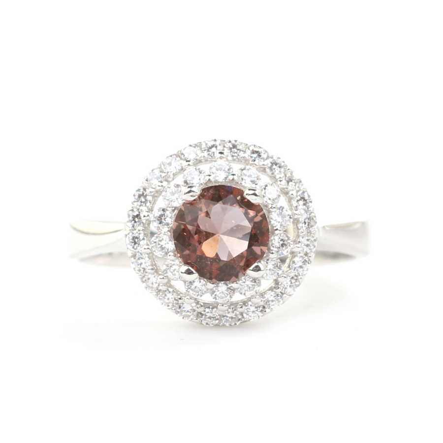 Bague entourage en argent sterling 925 avec zultanite fascinante