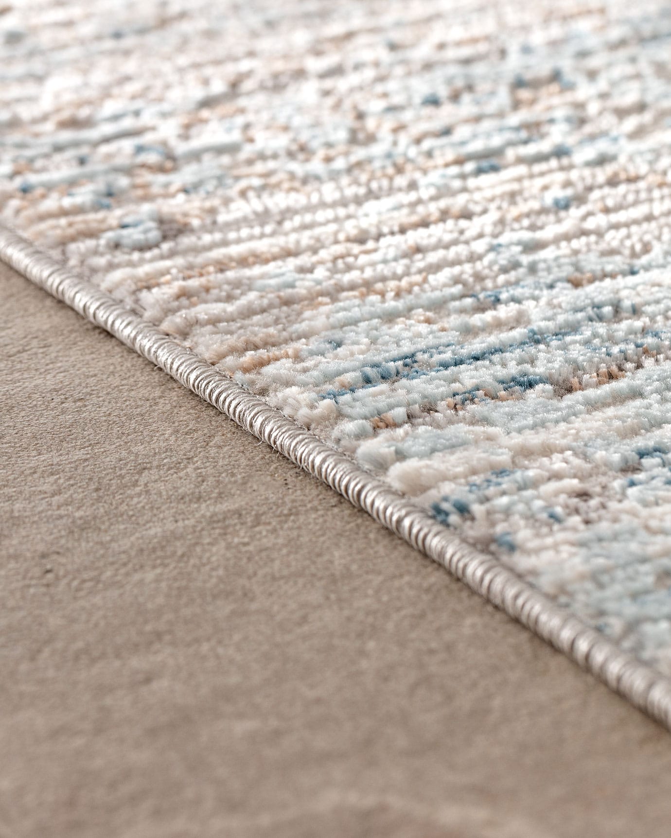 Rachelle Modern Decorative Area Rug