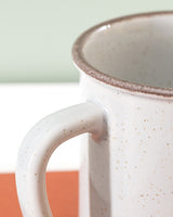 Prémiový porcelánový hrnek - elegantní design Monte pro každodenní potěšení