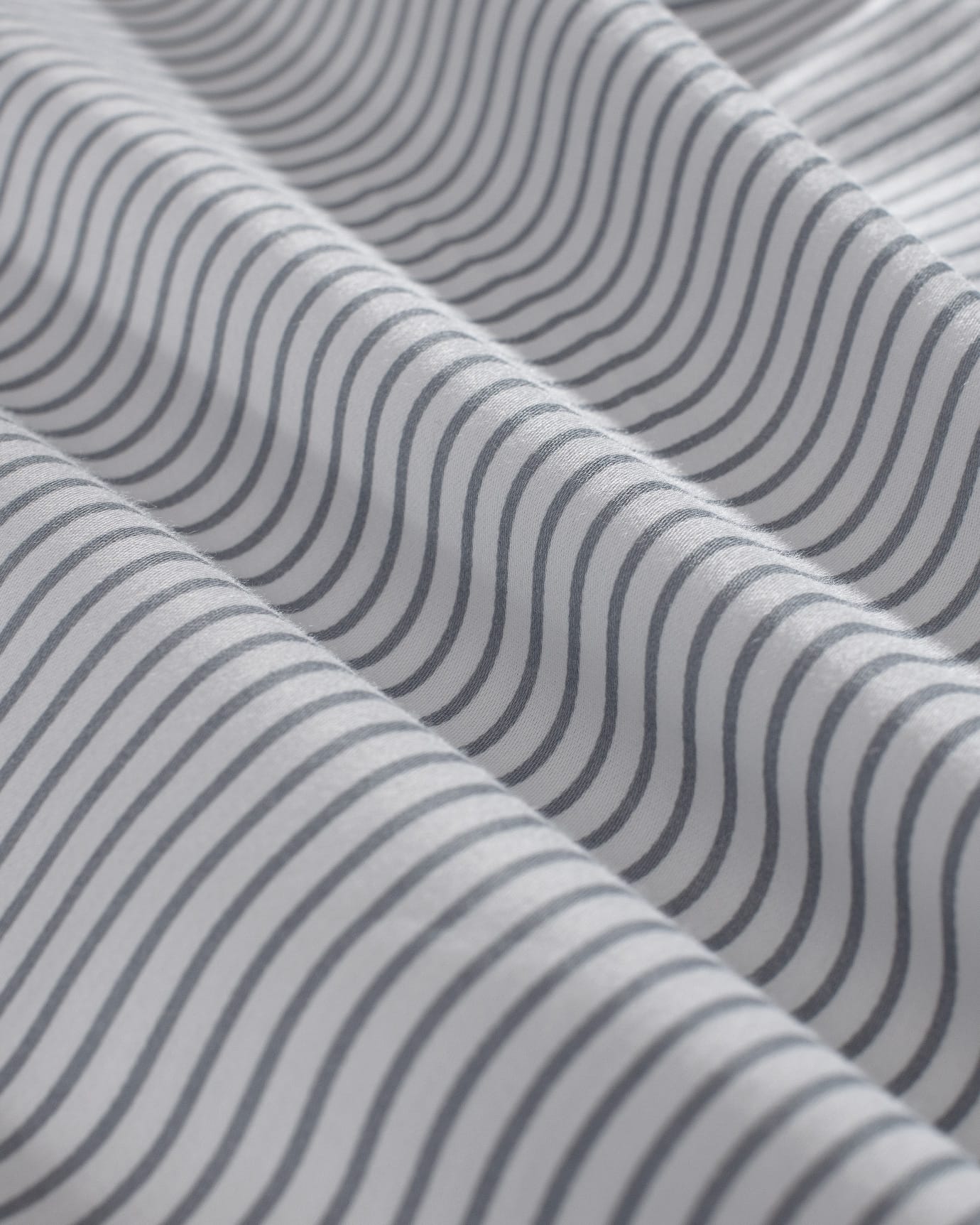100% Cotton Sateen Double Duvet Cover Set - Leal Blue & White Print