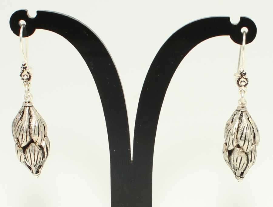 Sterling Silver Leaf Dangle Earrings - Elegant Nature-Inspired