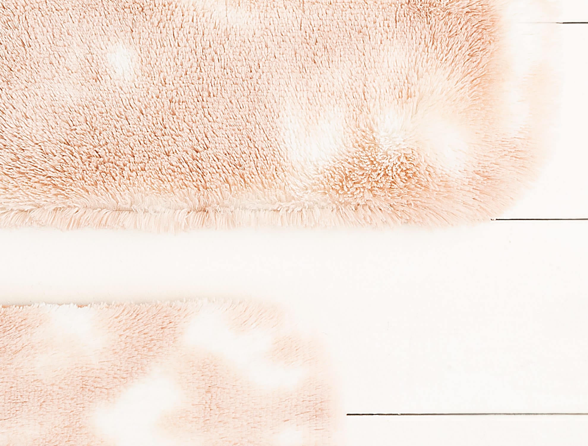 Damien 2-Piece Bath Mat Set - White & Blush Bathroom Rugs