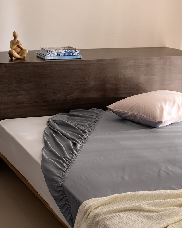 King Size Fitted Sheet - 100% Cotton Sateen - Soft Deep Pocket Bedding