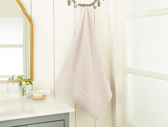 Elise Jacquard Bath Towel - Soft, Absorbent & Quick-Dry