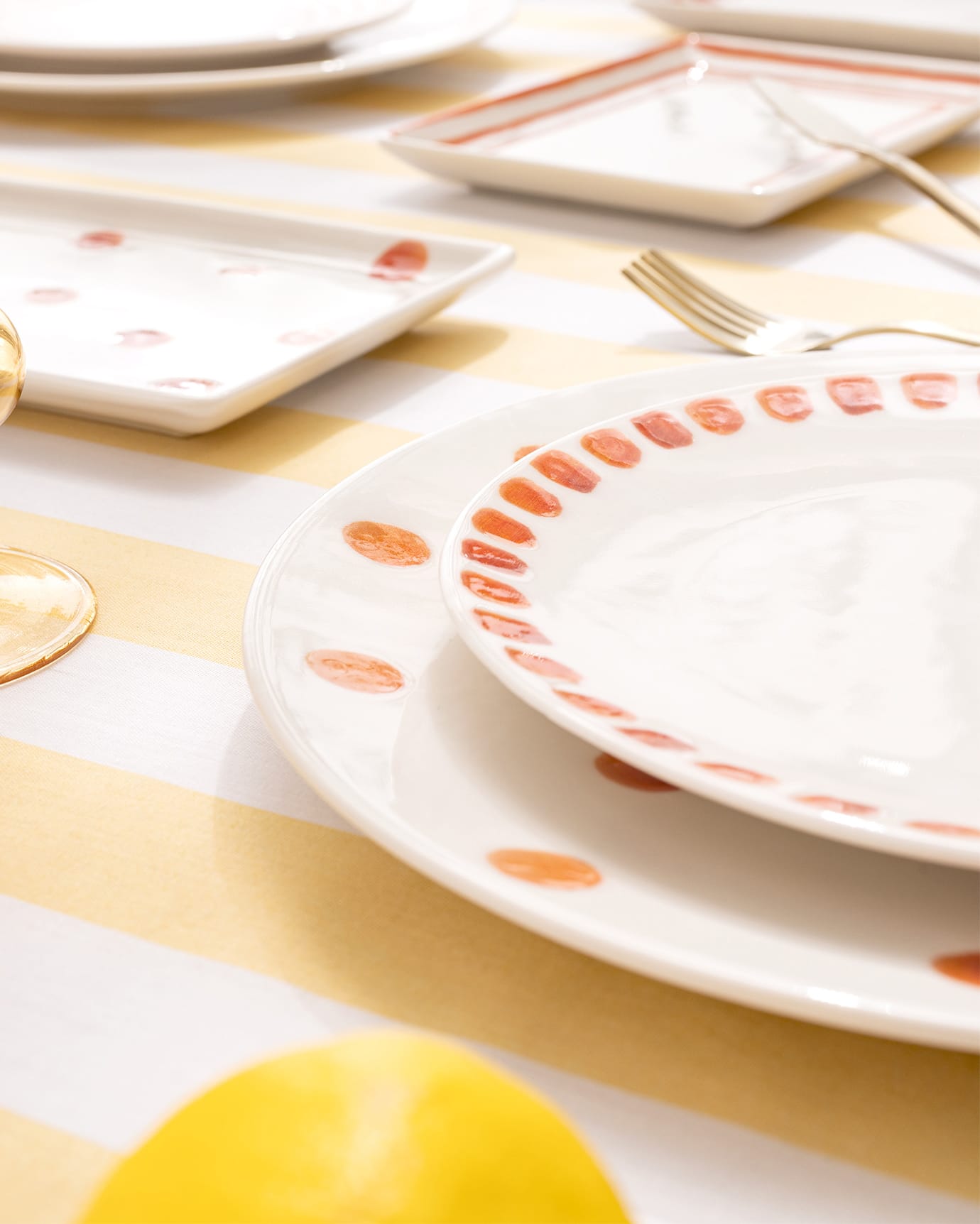 New Bone Porcelain 6-Person Dinner Set - Contemporary Faisceau