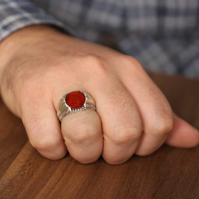 925 Sterling Silver Round Agate Engraved Men's Ring