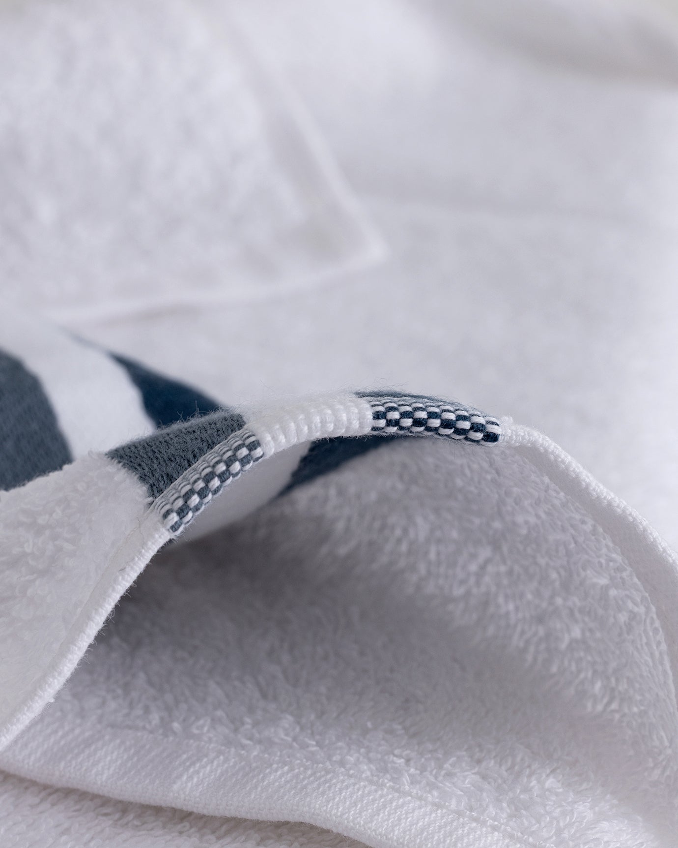 Soft Cotton Face Hand Towel - Absorbent Bathroom Towel - White Blue