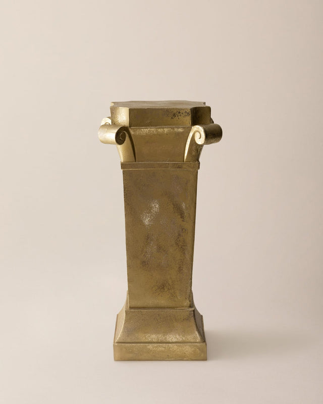 Resin Marais Stand - Elegant Gold Finish
