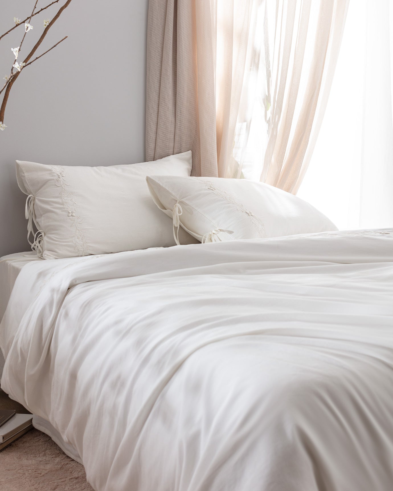 Premium Cotton King Size Bedding Set - Elegant Embroidery