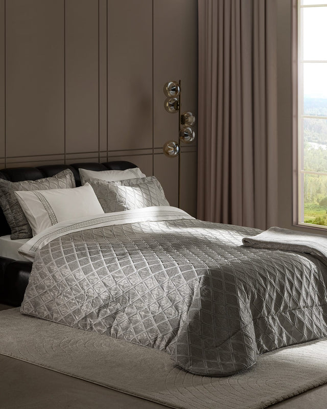 Luxury 8-Piece Bridal Bedding Set - Complete Bedroom Collection