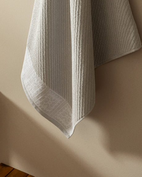 Zeste 100% Cotton Bath Towel - Ultra Soft & Absorbent