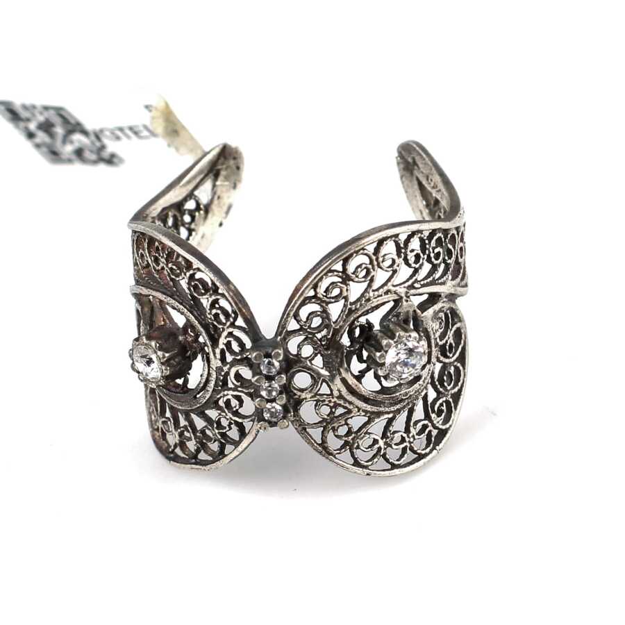 925 Sterling Silver Filigree Ring - Zircon Accented Design