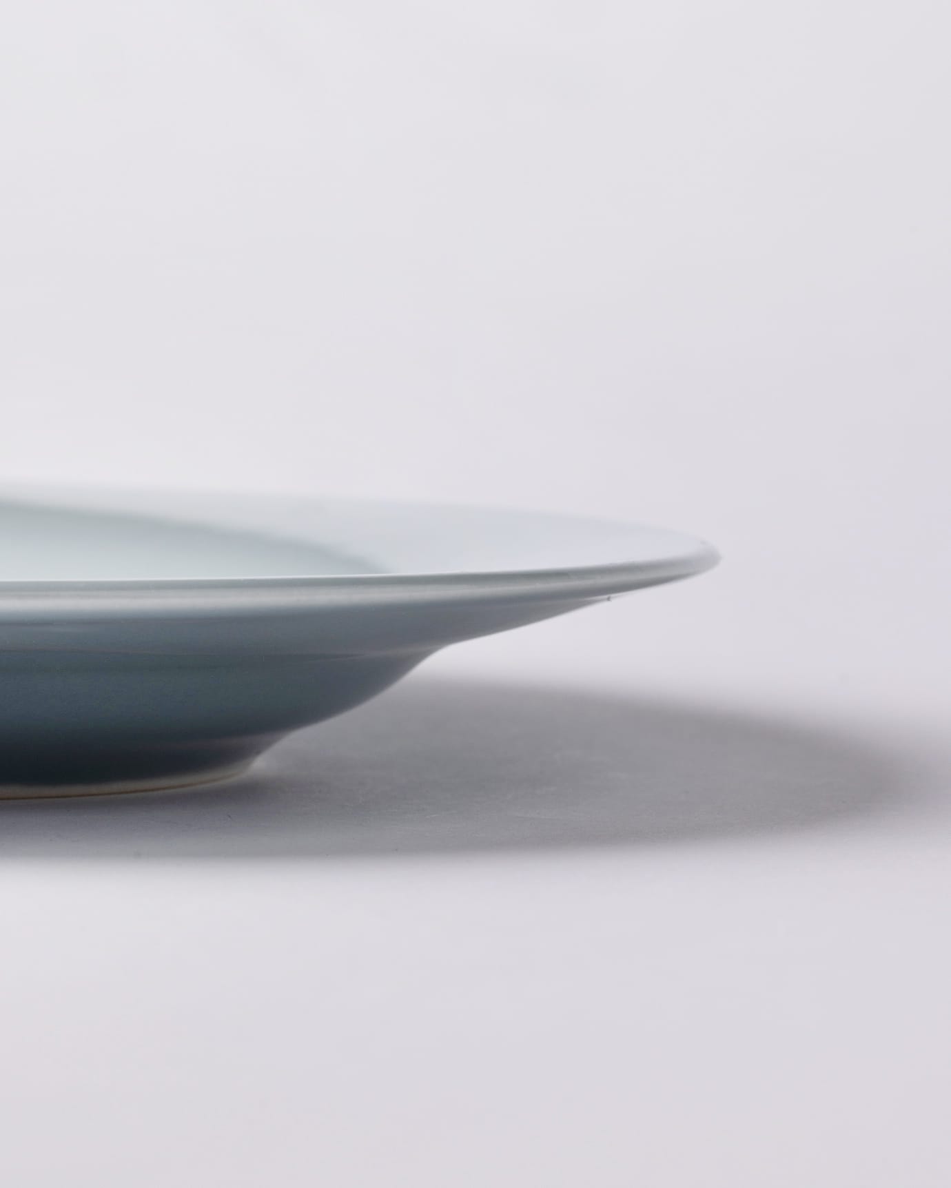 New Bone Porcelain Oval Serving Plate - Elegant Cielo Design