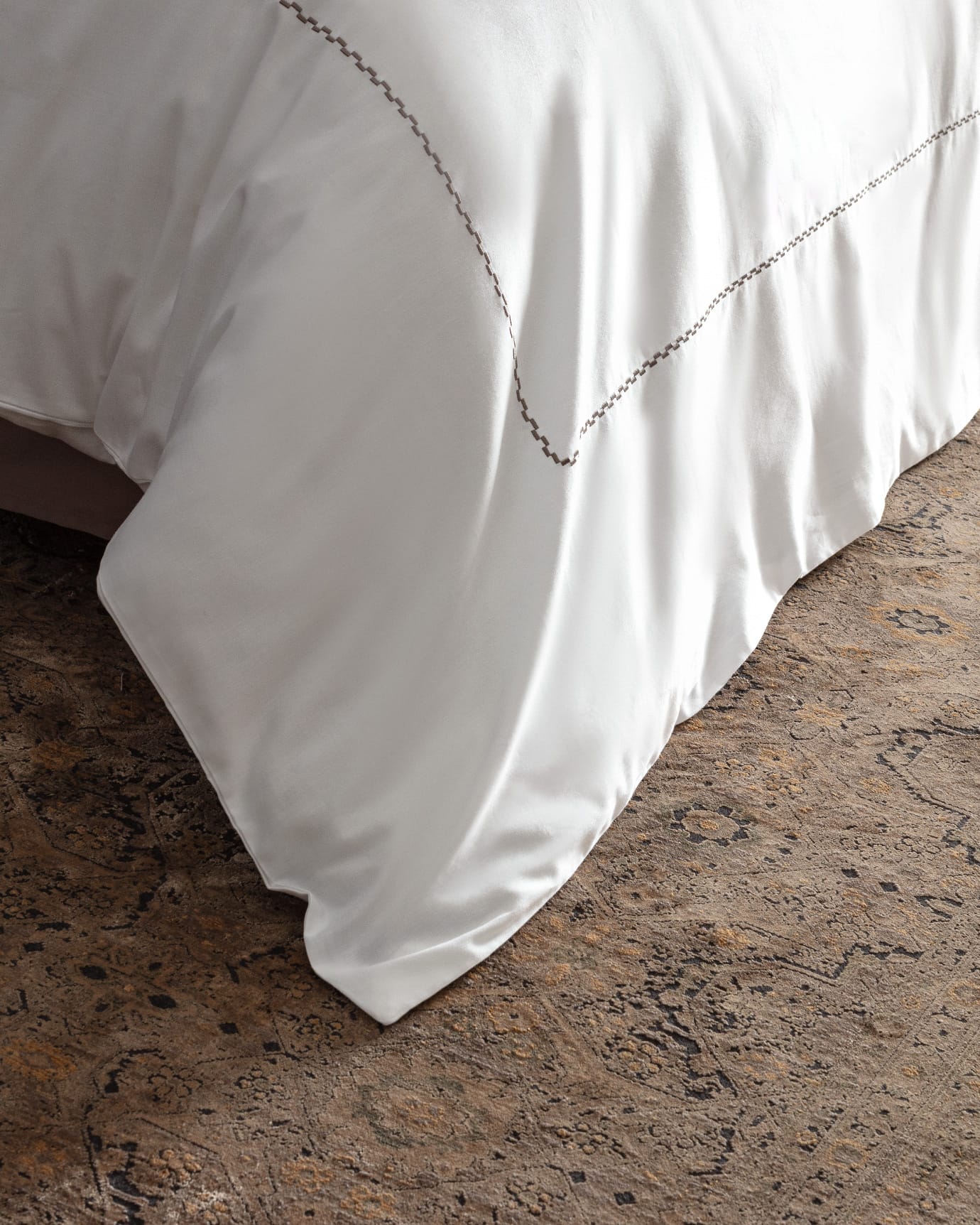 Laila Embroidered 100% Cotton Sateen Double Duvet Cover Set