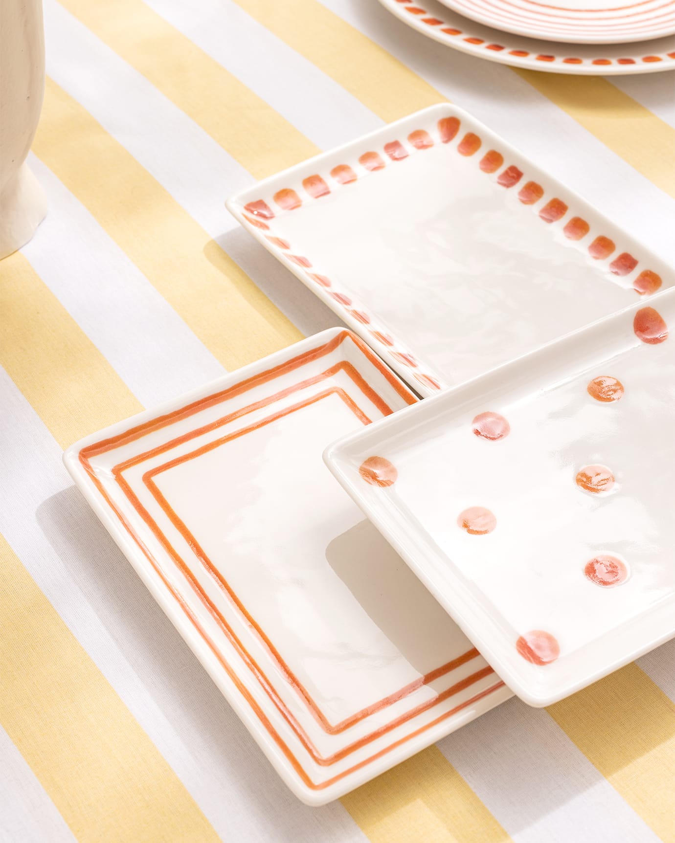 New Bone Porcelain 6-Person Dinner Set - Contemporary Faisceau