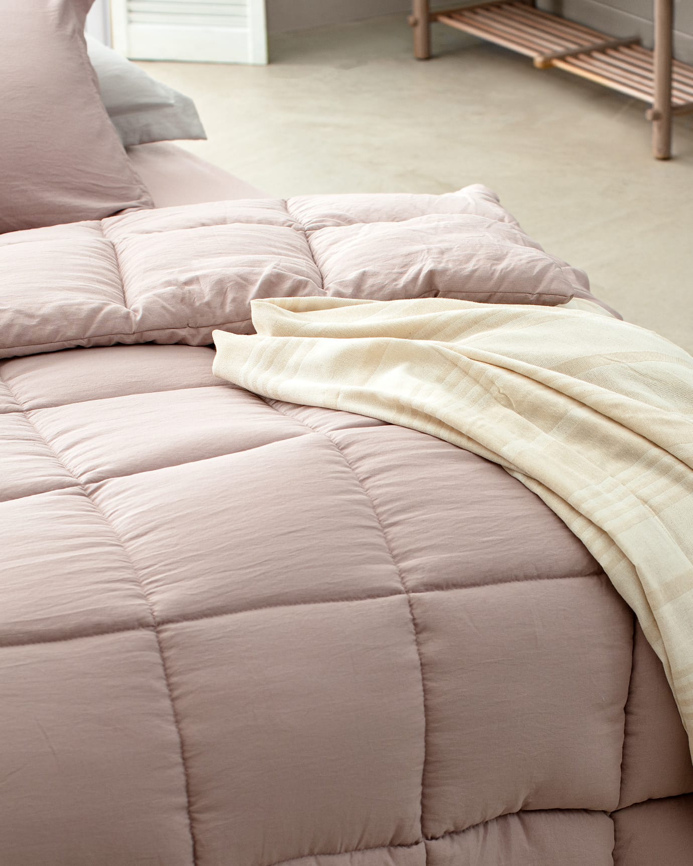 Polyester Single Sleep Set - Cozy & Modern Comfort