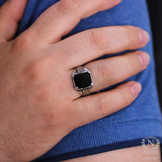 925 Sterling Silver Men's Ring - Classic Rectangular Onyx Stone