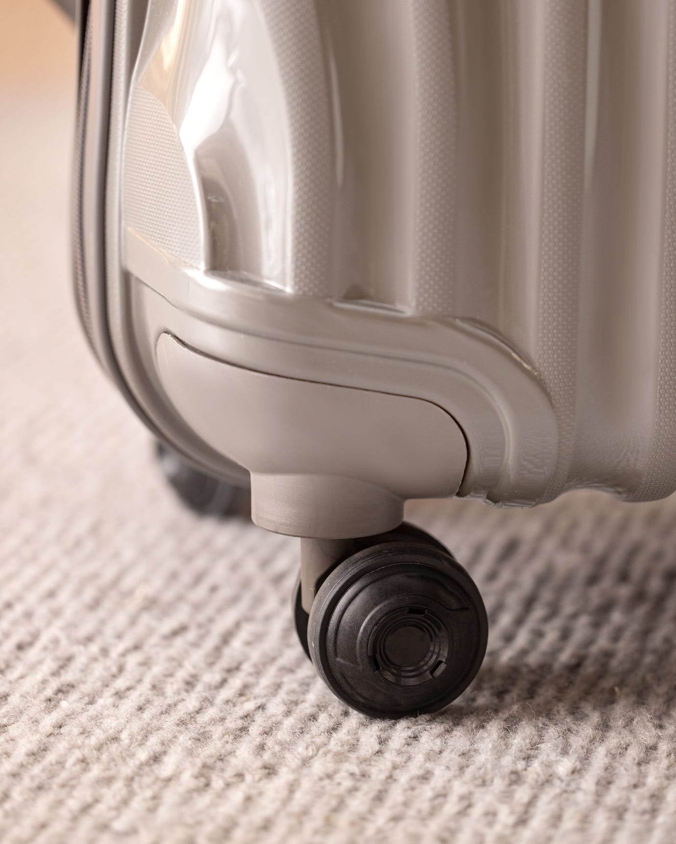 Medium Beige Hardside Suitcase - Durable Travel Luggage