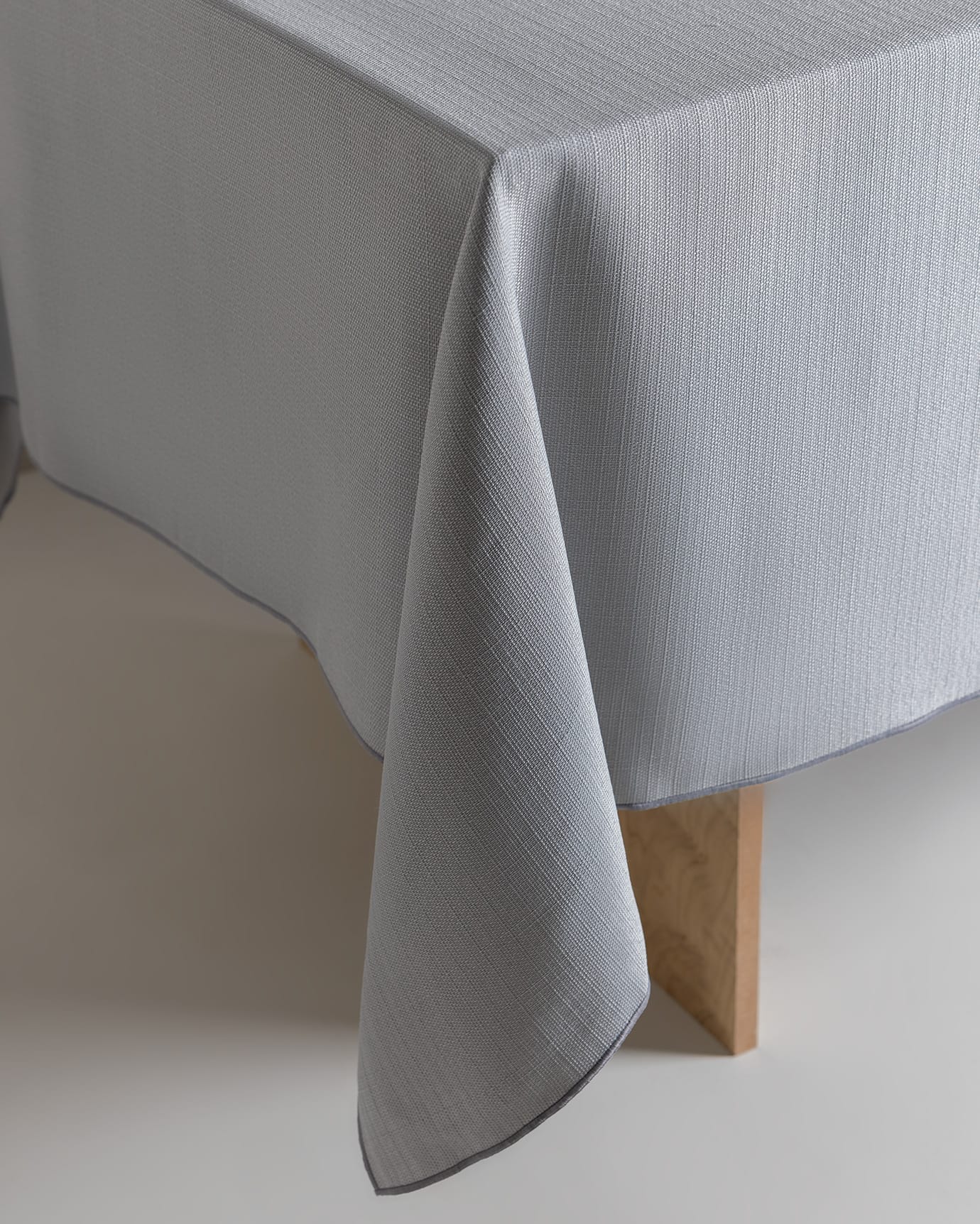 Nostang Patterned Tablecloth - Elegant Dining & Kitchen Decor