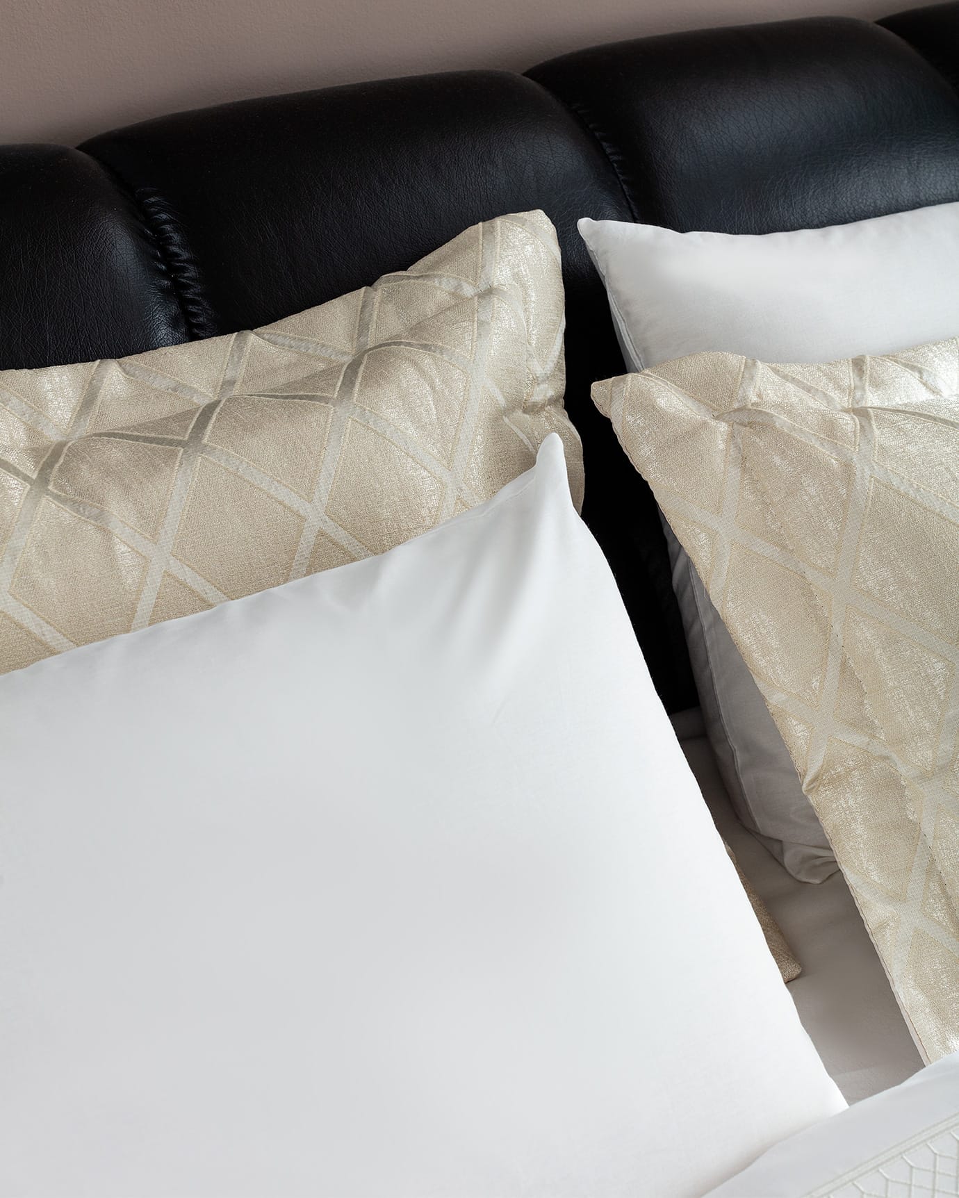 Mougins 8-Piece Home Essentials Collection