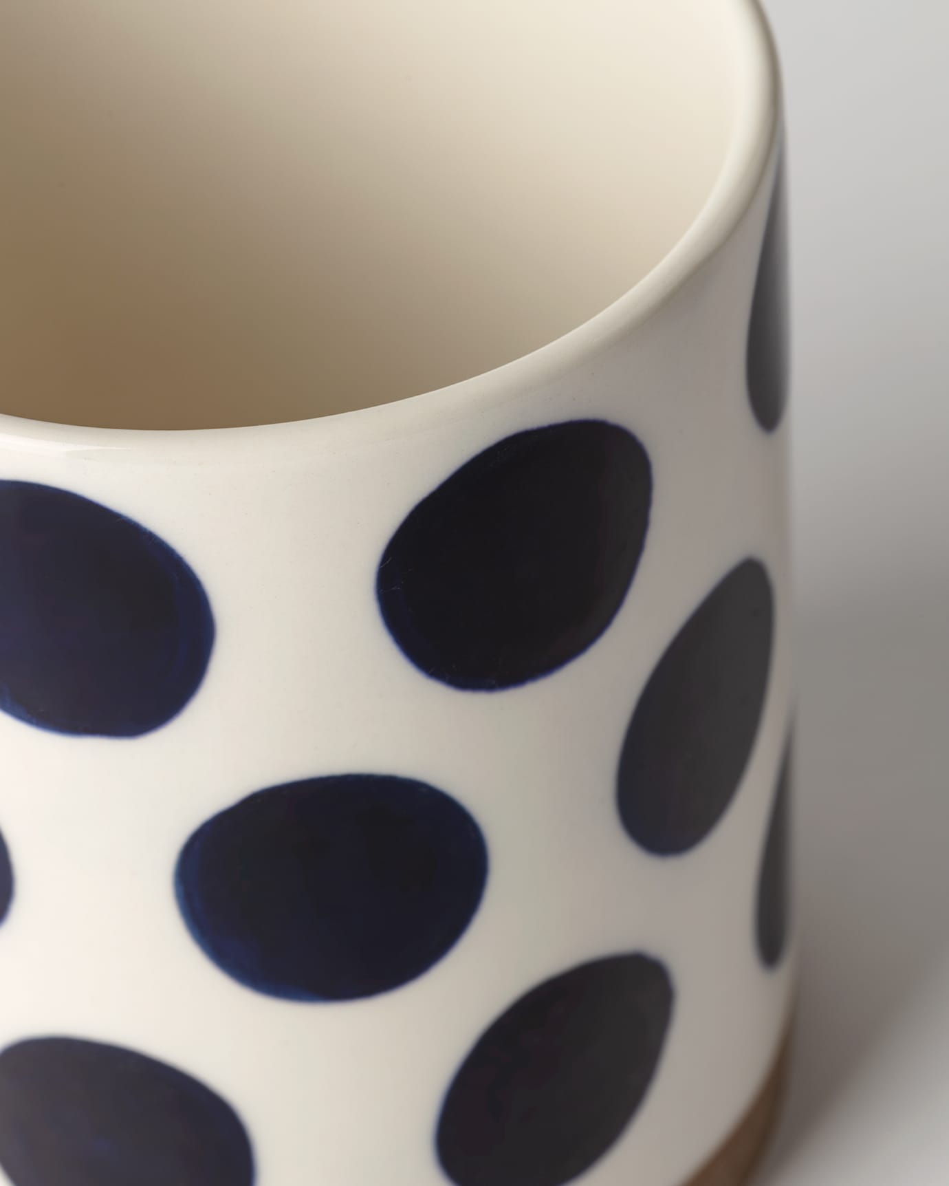 New Bone China Mug - Modern Elegance for Daily Rituals