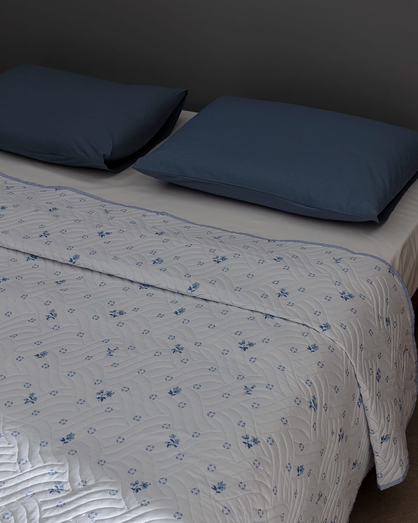 Luxury King Size Patterned Bedspread