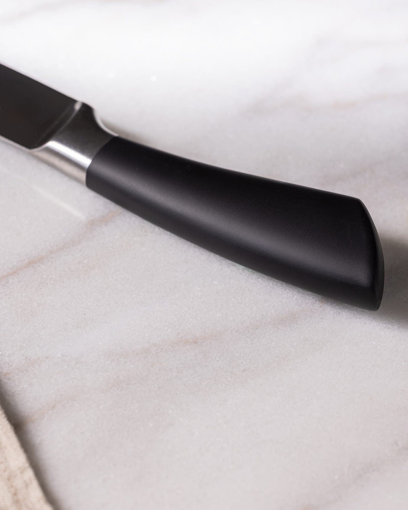 Kitchen Slicing Knife - Sharp Blade, Ergonomic Grip