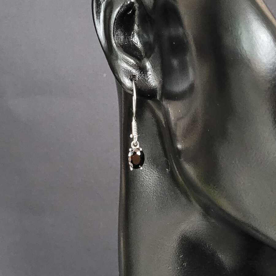 925 Sterling Silver Oval Dangle Earrings - Elegant Onyx Design