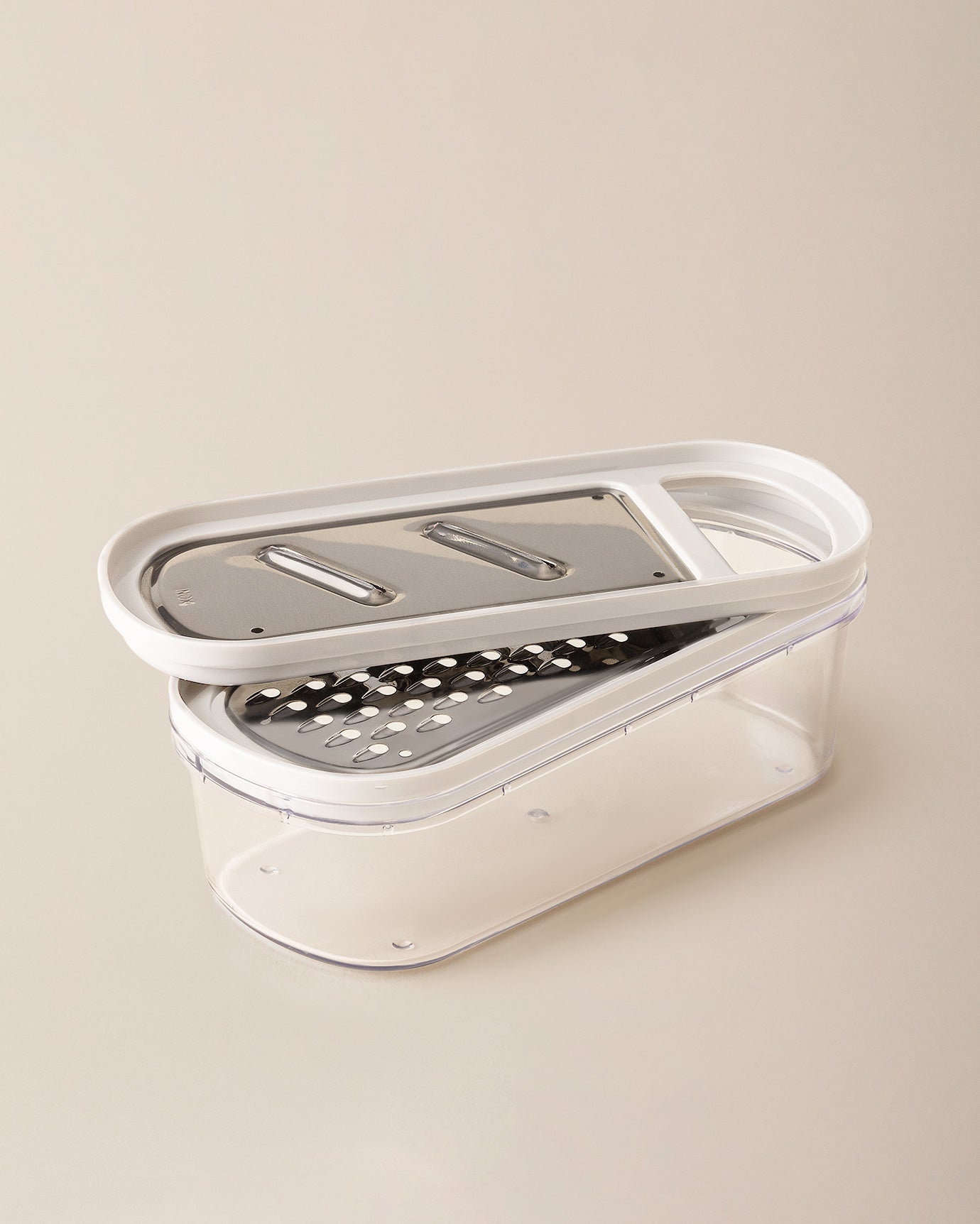 2-Piece Kitchen Grater Set - Handheld Food Shredder - Soft Ecru