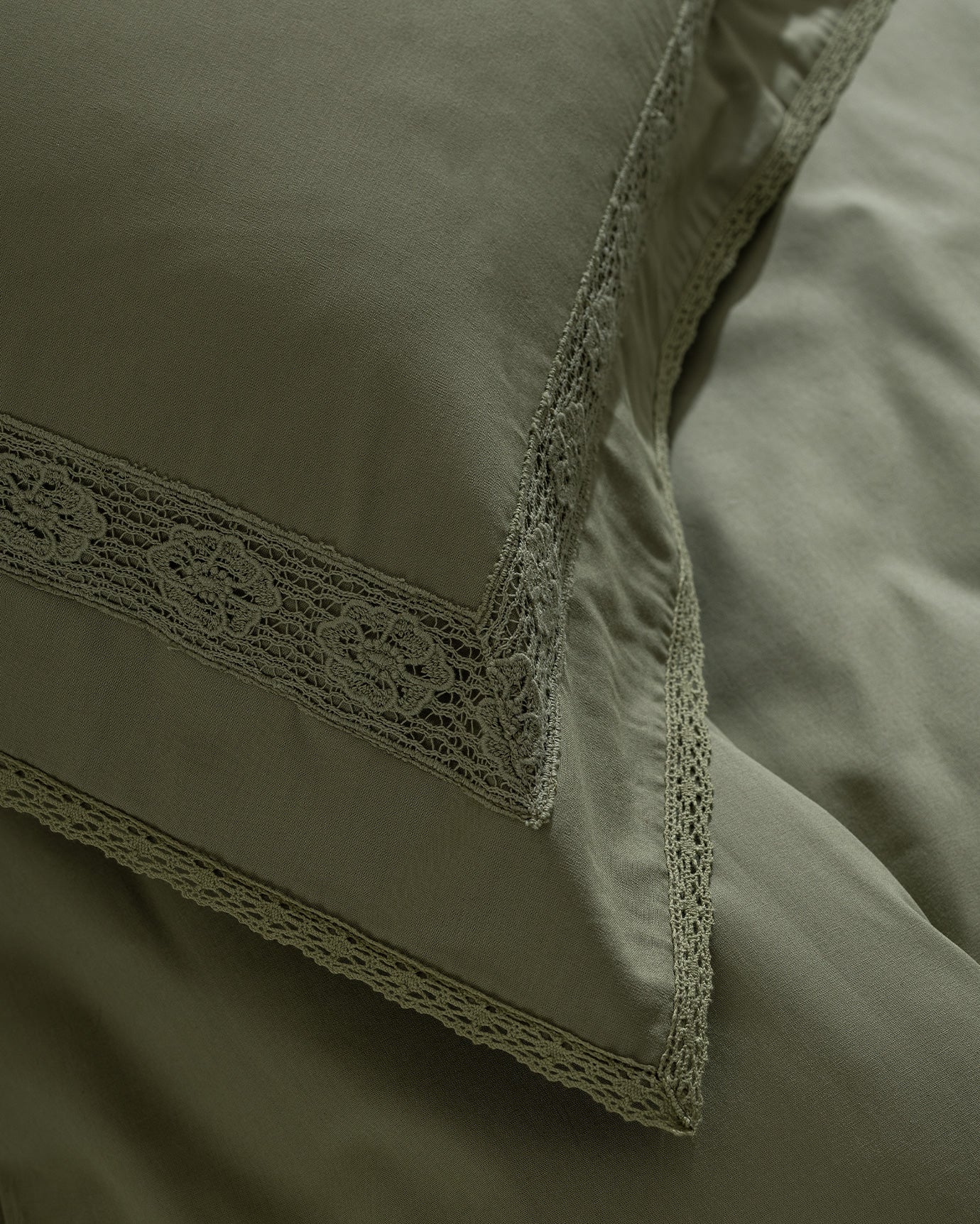 100% Cotton Double Duvet Cover Set - Embroidered