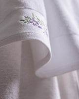 100% Cotton Fluffy Bath Towel - Soft, Absorbent & Quick - Dry - White & Lilac - TryAladdin