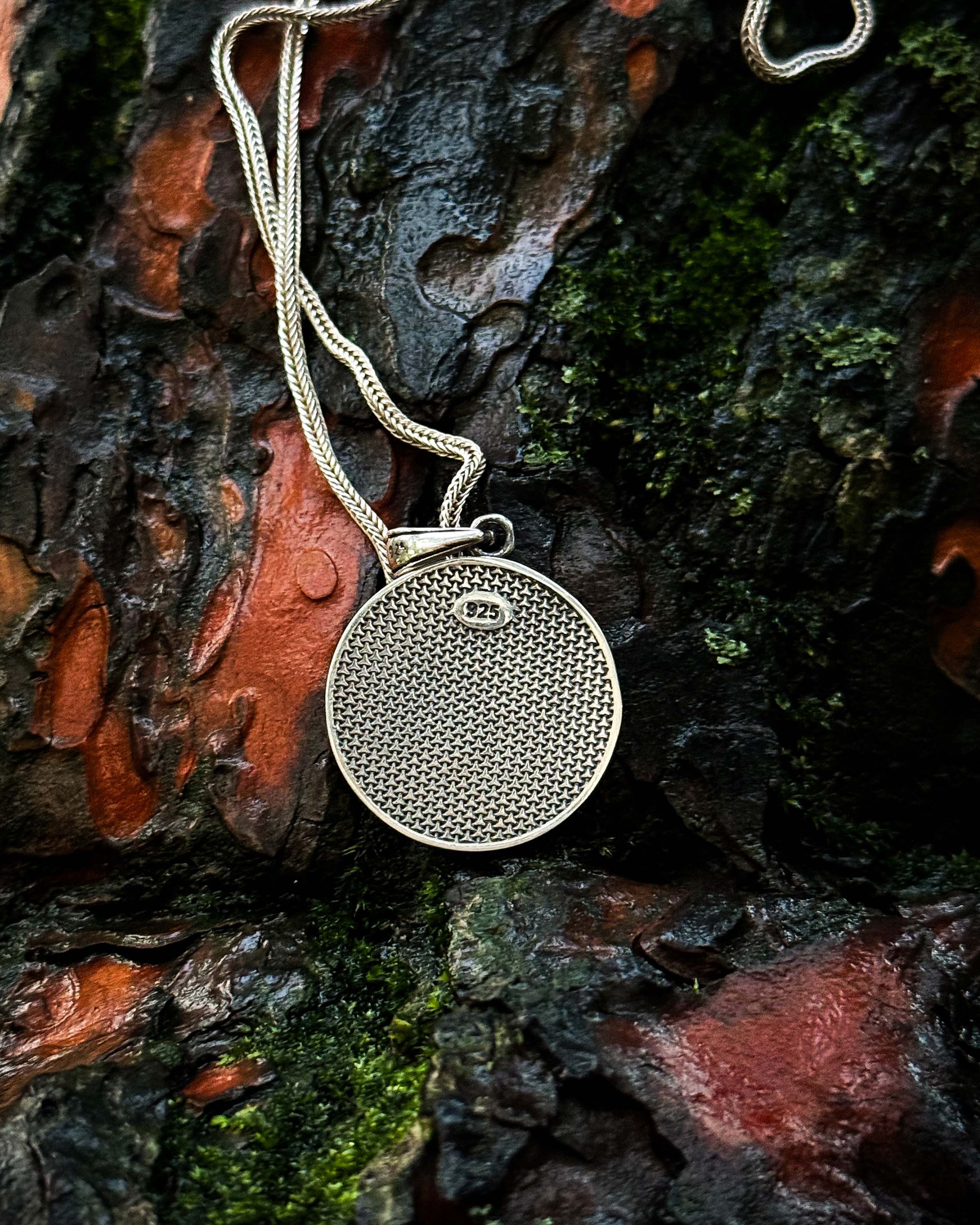 Collier Médaillon Dragon en Argent Sterling - Symbole de Pouvoir Mythique