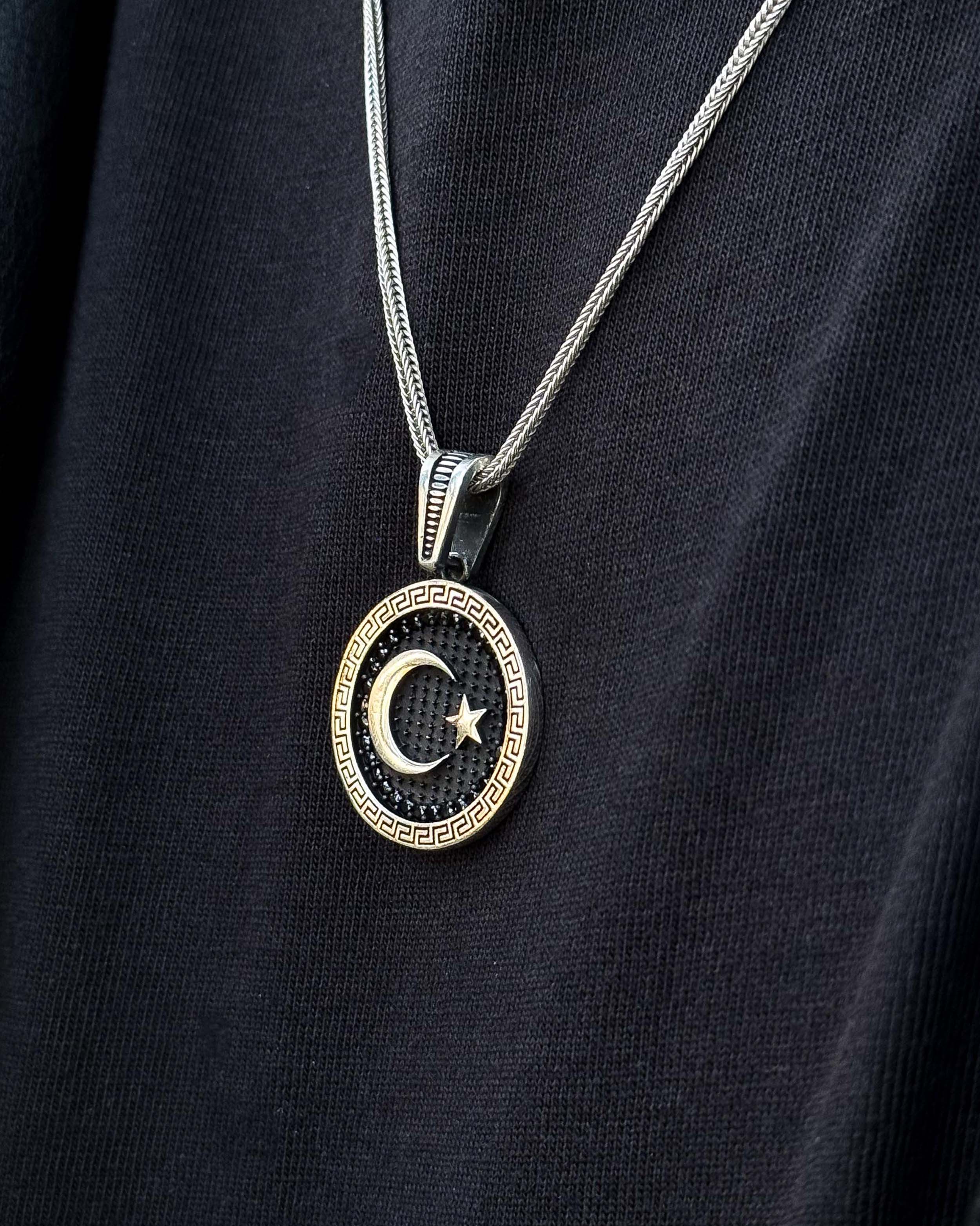 Collana con medaglione a mezzaluna nera e stella in argento sterling - simbolica