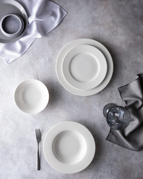New Bone China 6-Person Dinnerware Set - Elegant White Finish