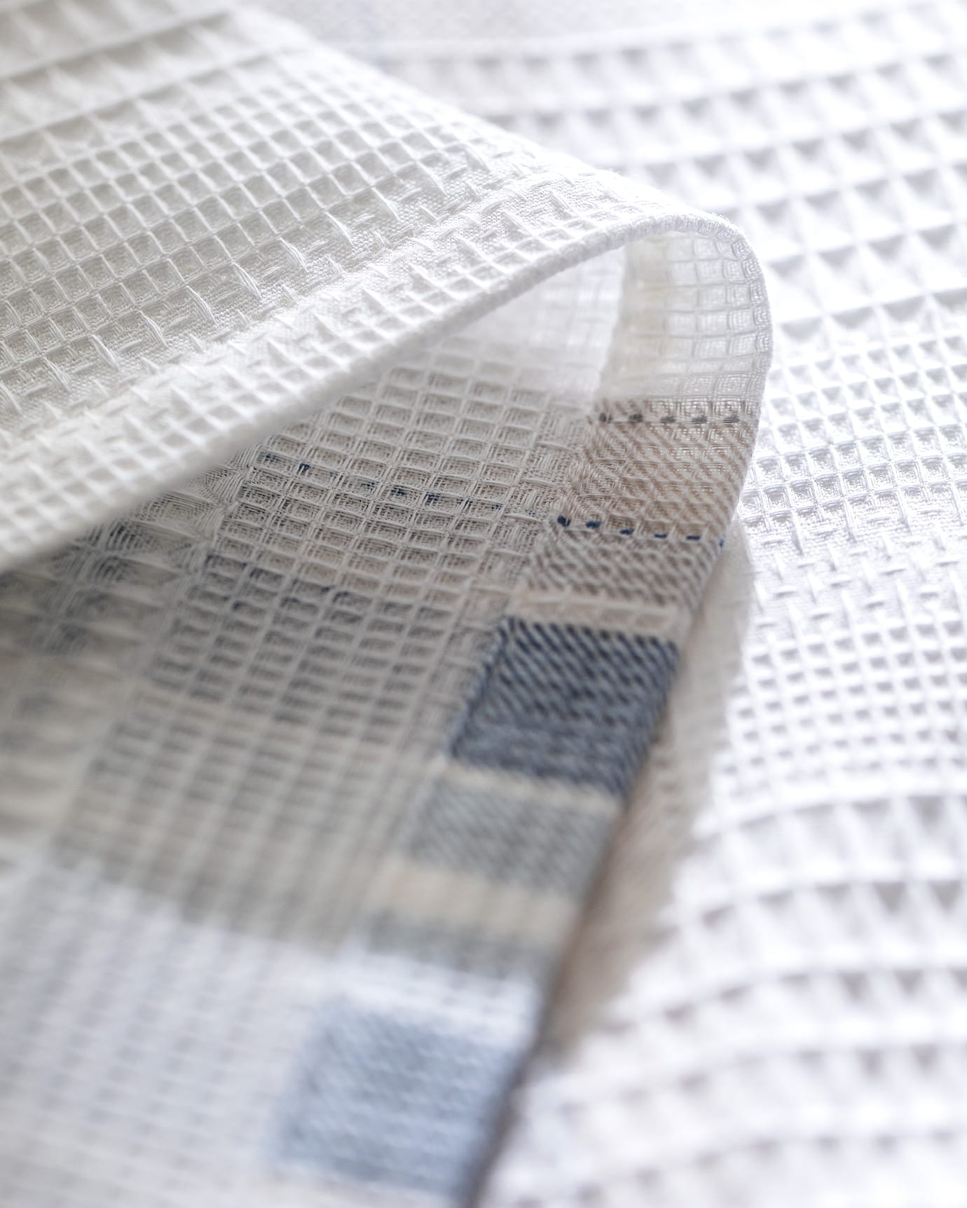 Queen Size Cotton Pique Bedding Set - Ecocell Print, Navy Grey