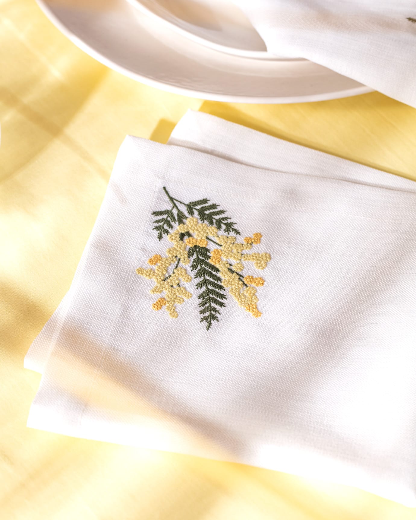 White and Yellow Cloth Napkins - Set of 2 Dinner Table Linens