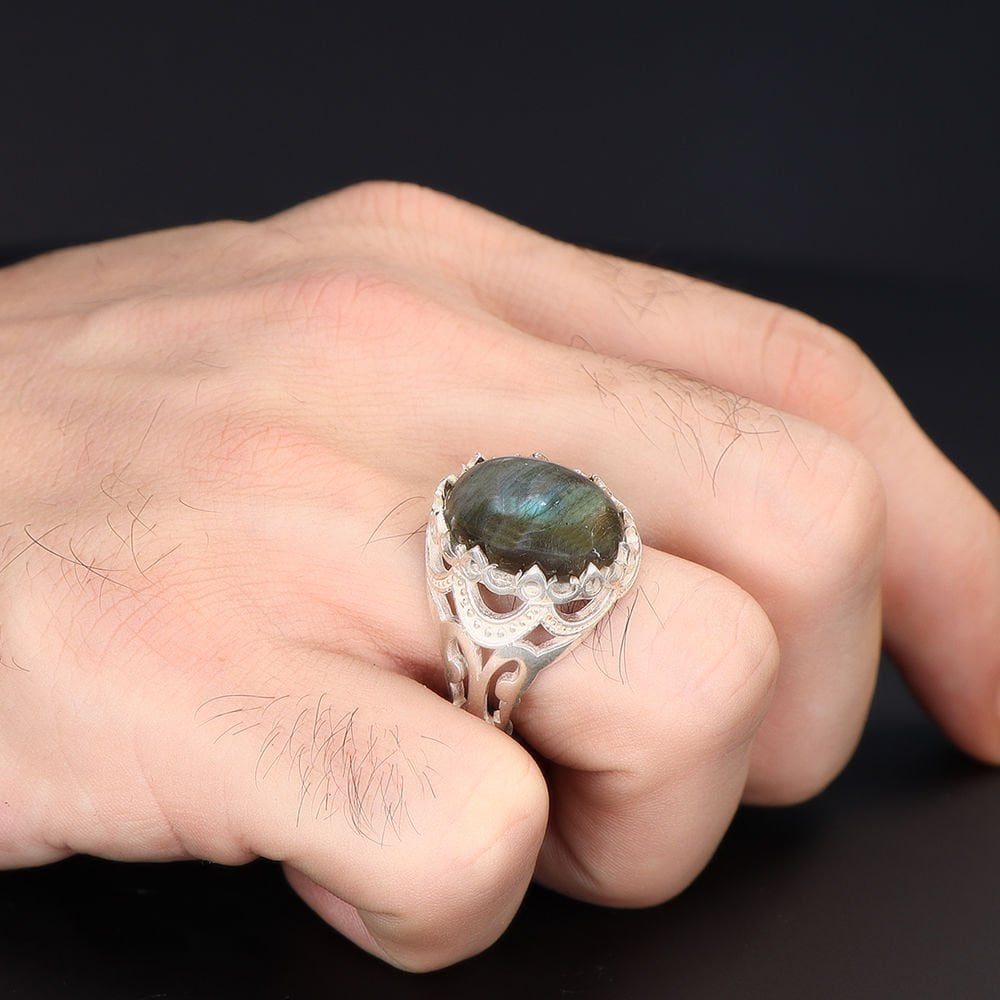 Tesbihevim | Men's Silver Ring with Labradorite Stone